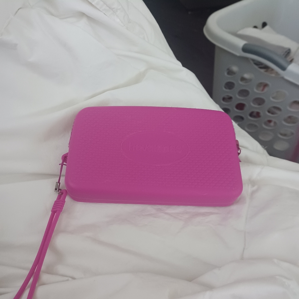 Havaianas Bag Water Resistant Mini Clutch Silicone Hot Pink Purse Beach Wear